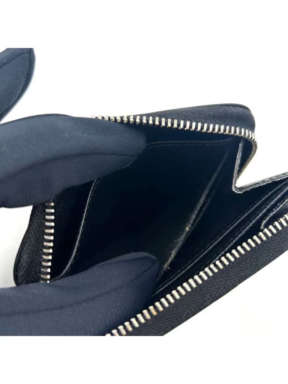 Louis Vuitton Zippy Coin Purse Epi Noir Leather Black Case Silver